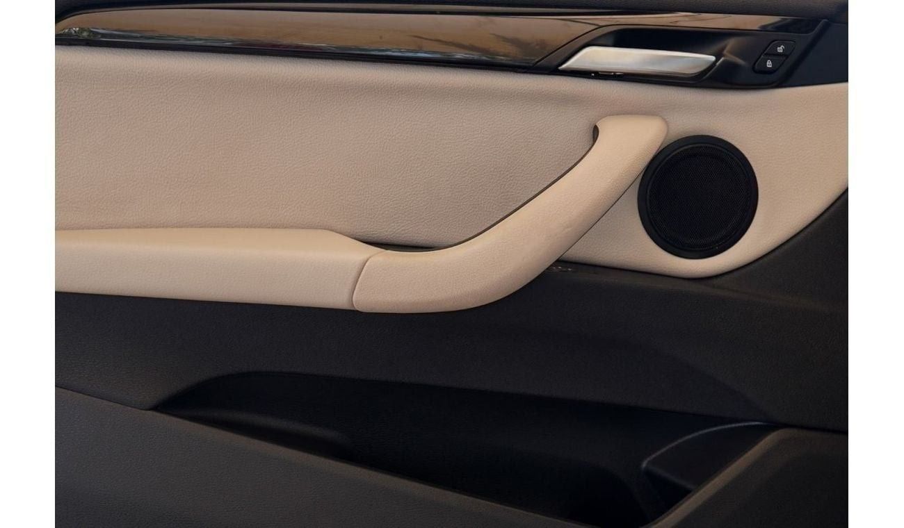 بي أم دبليو X1 sDrive 20i