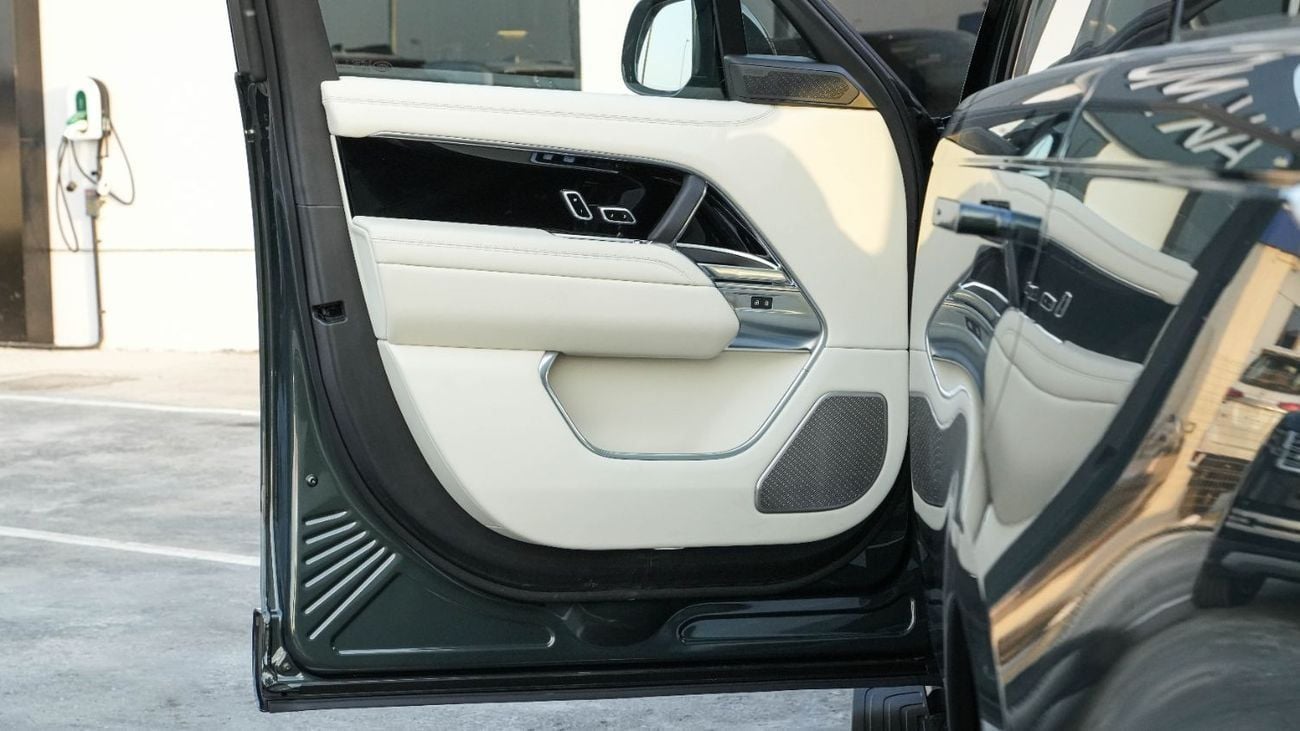 Land Rover Range Rover Autobiography P530 4.4L Belgravia Green 2025 MY Export Price