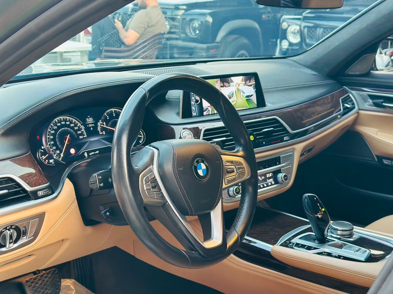 بي أم دبليو 740Li PURE EXCELLENCE