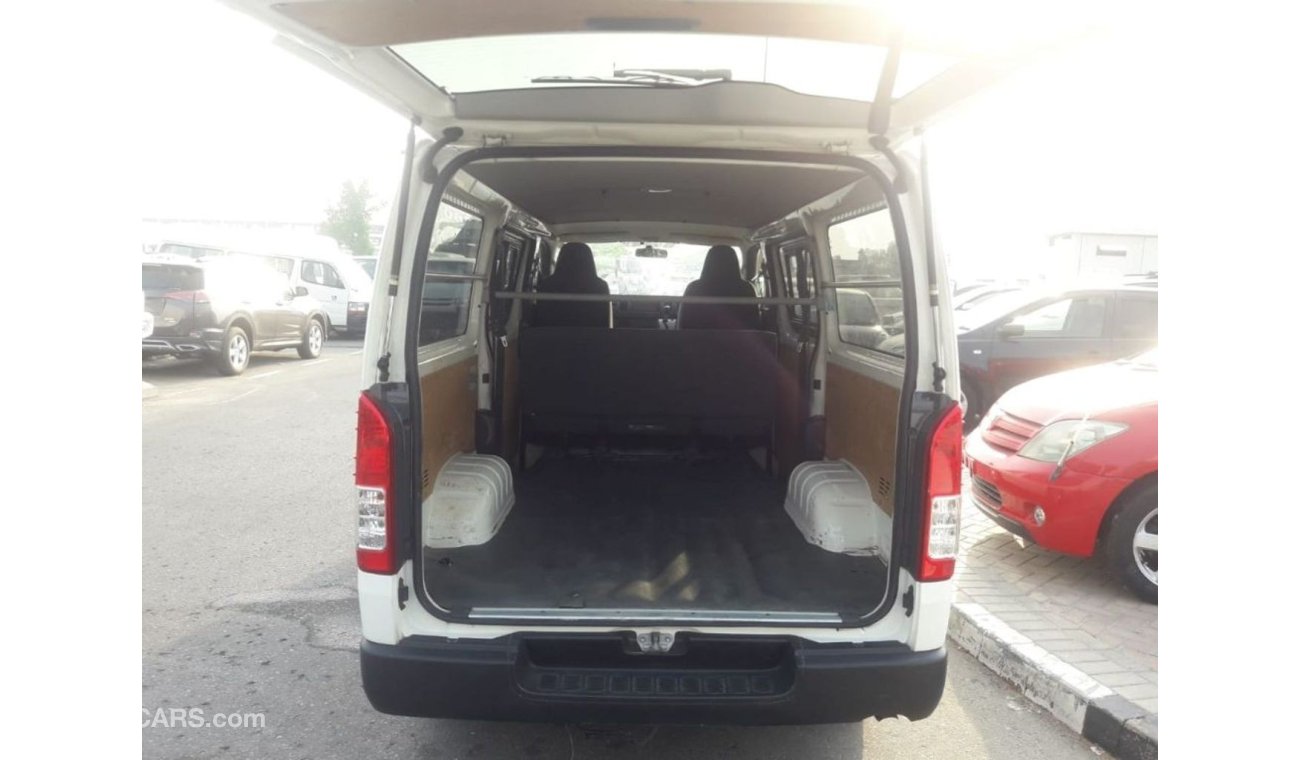 تويوتا هاياس Hiace Van RIGHT HAND DRIVE  (Stock no PM 190 )