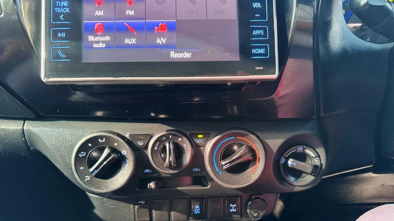 Toyota Hilux OFF ROAD MODIFIED | RHD | 2.8L DIESEL ENGINE | (MT) | 2018 | GTK 4x4 SPORTS BAR