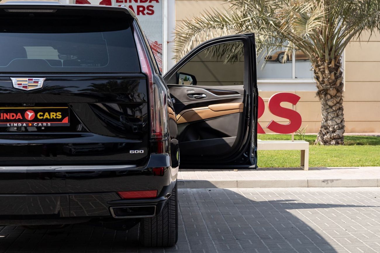 كاديلاك إسكالاد Premium Luxury 6.2L 4WD