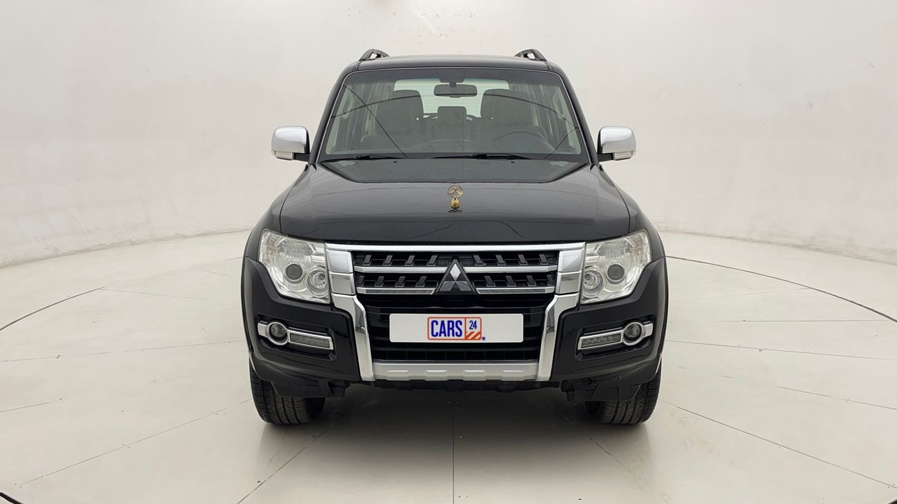 ميتسوبيشي باجيرو GLS MID 3.8 | بدون دفعة مقدمة | اختبار القيادة في المنزل