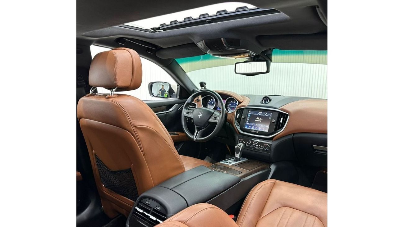Maserati Ghibli 2015 Maserati Ghibli S, Full Maserati Service History, Low Kms, Excellent Condition, GCC