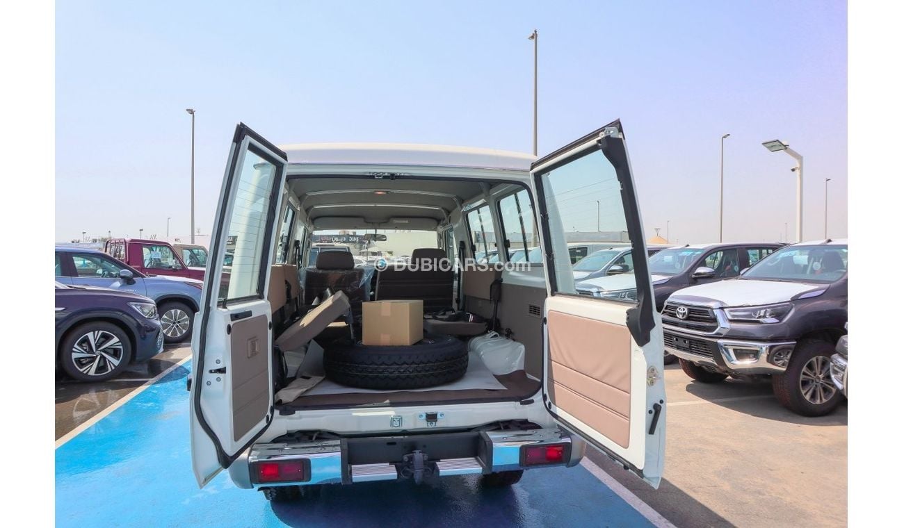 Toyota Land Cruiser 70 Toyota Land Cruiser Hard Top 3-DOORS 4.0L 2023