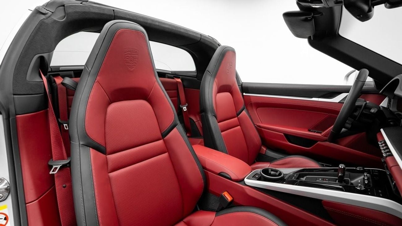 Porsche 911 Targa 4 GTS - 2026 - GCC Specs - Under Warranty