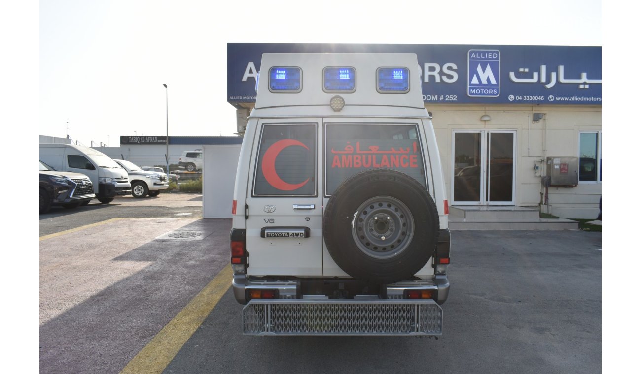 تويوتا لاند كروزر هارد توب Toy. LC 78 H/T 4.0L PET - M/T - 20YM - H/RF AMBULANCE (FOR EXPORT ONLY)