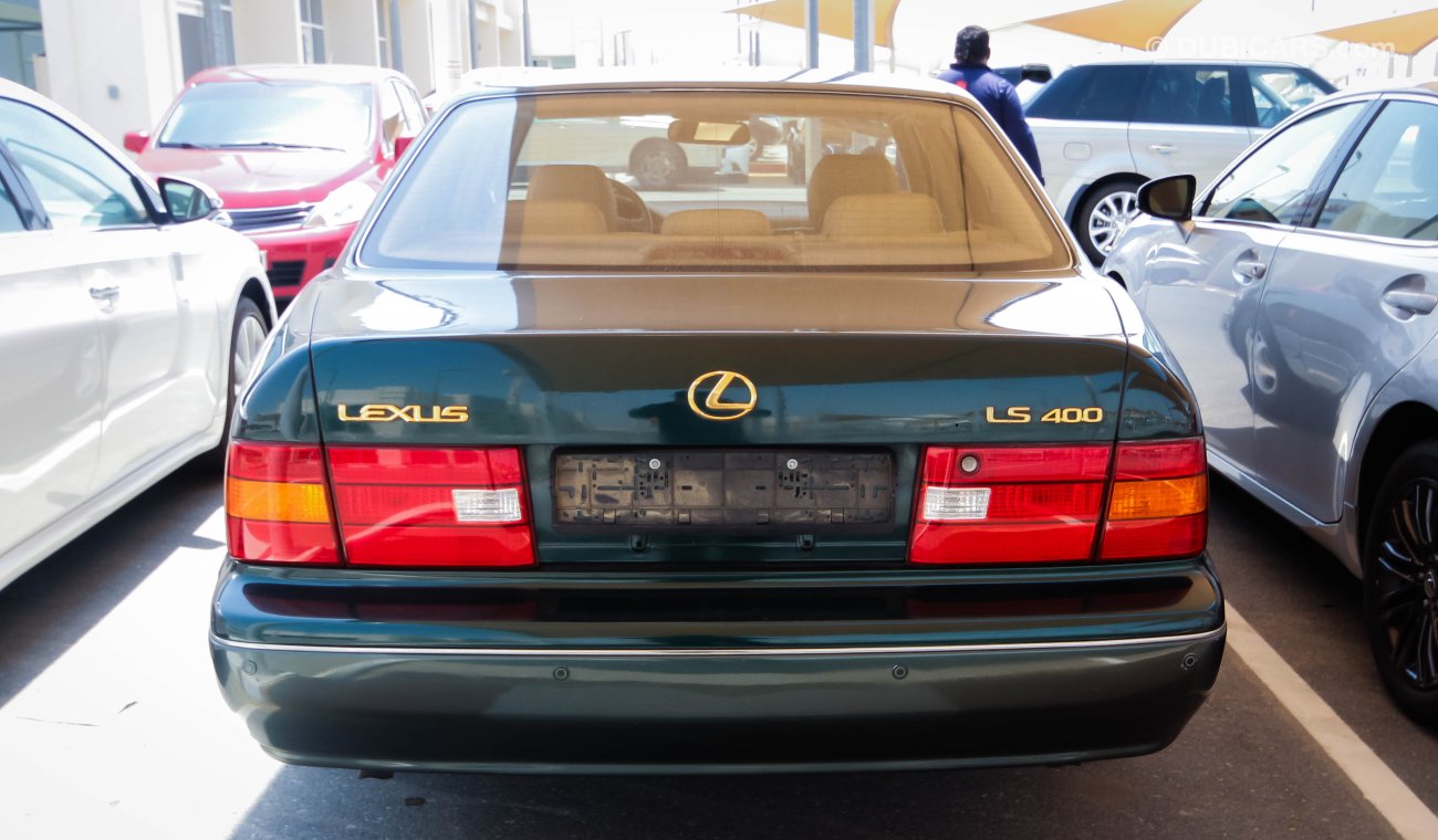 Lexus LS 400