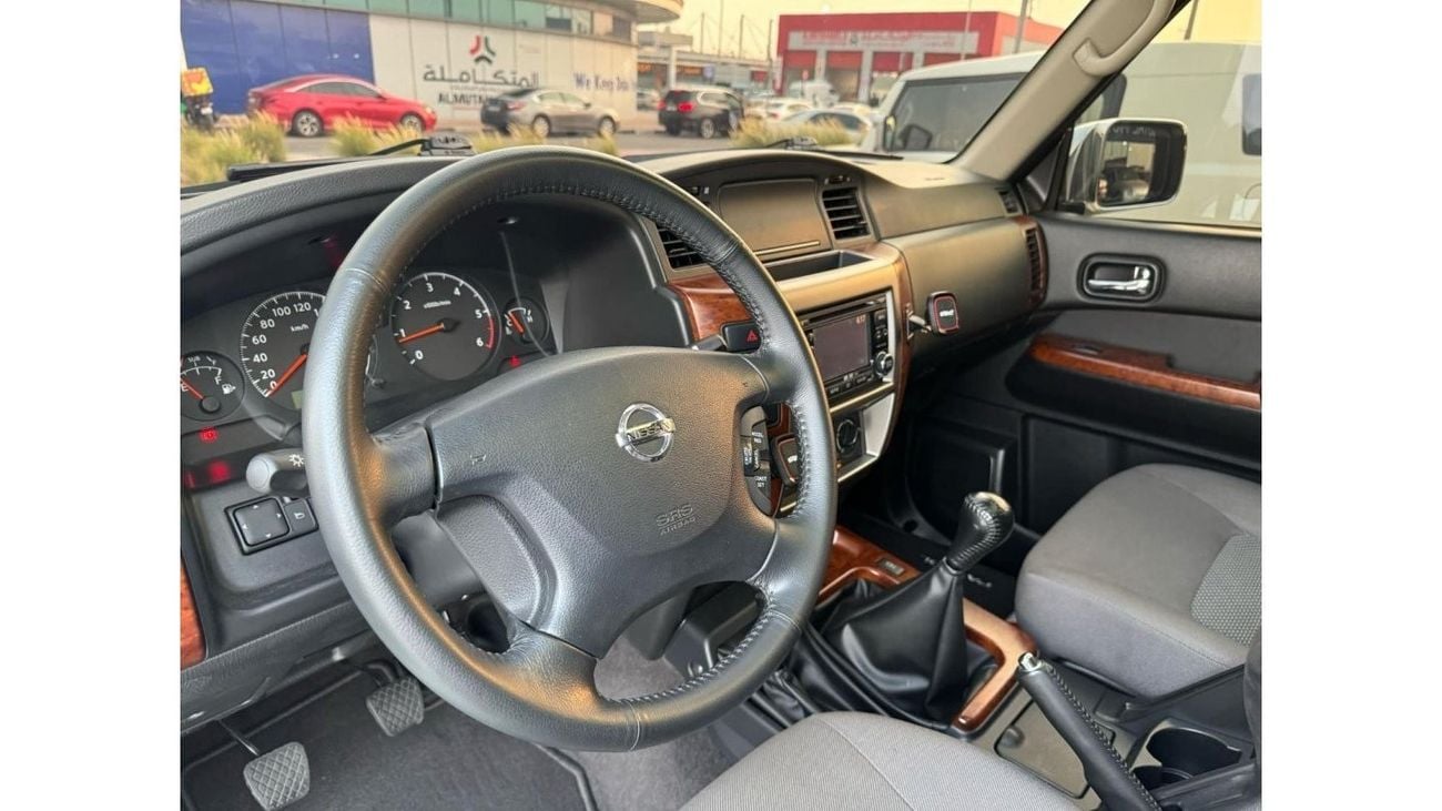 Nissan Patrol Super Safari GCC SPEC NEAT AND CLEAN