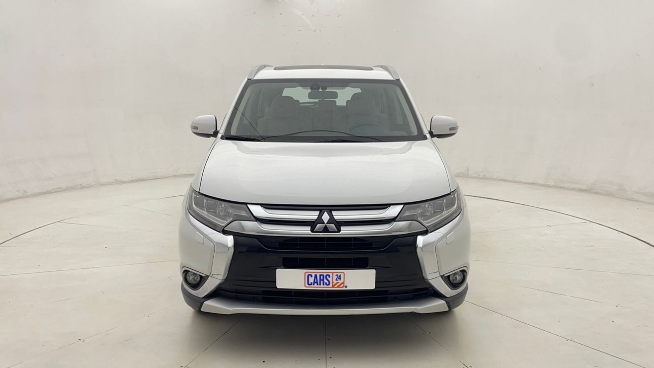 ميتسوبيشي آوتلاندر GLX MID 2.4 | بدون دفعة مقدمة | اختبار القيادة في المنزل