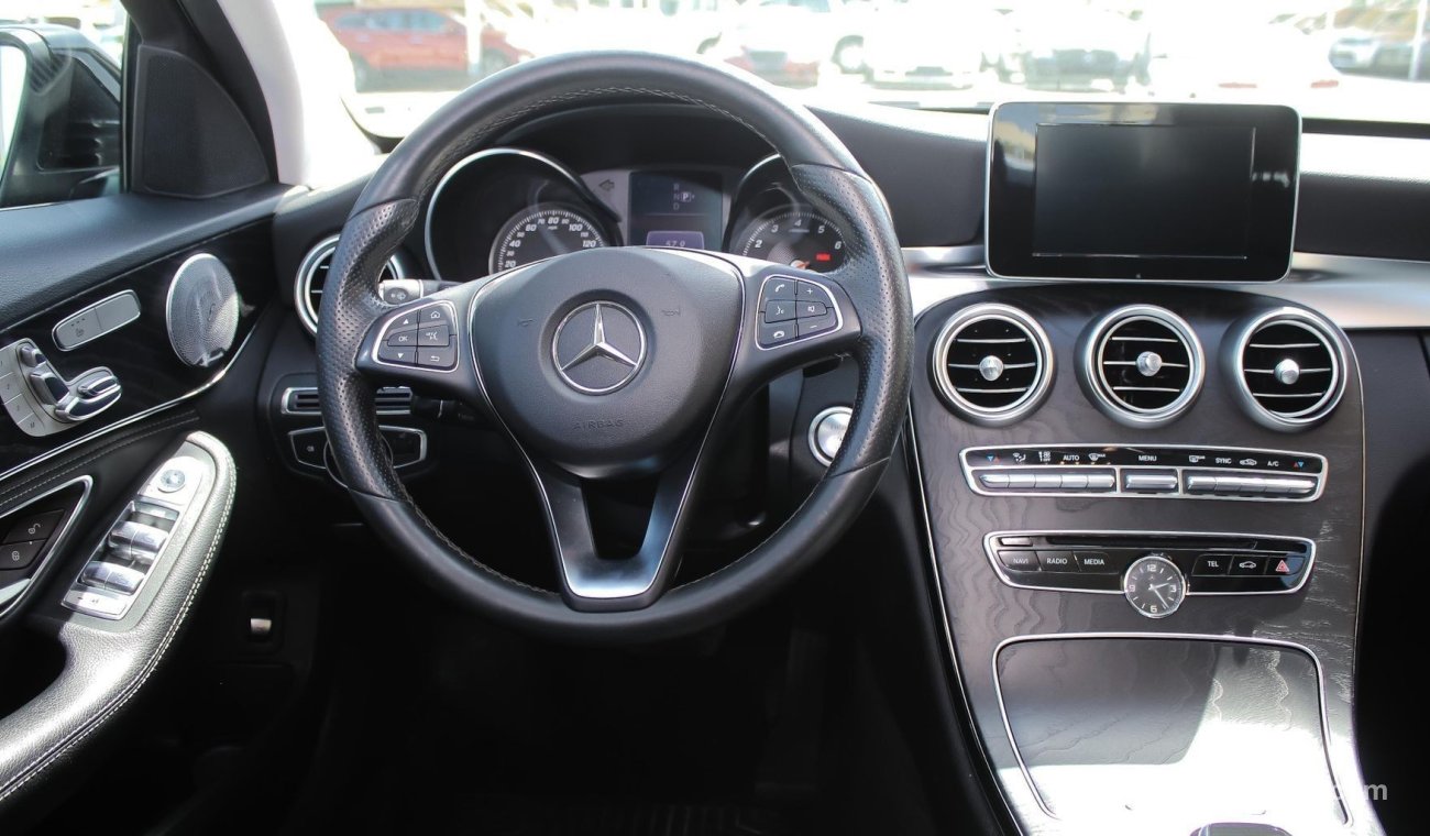 Mercedes-Benz C 300 4 Matic