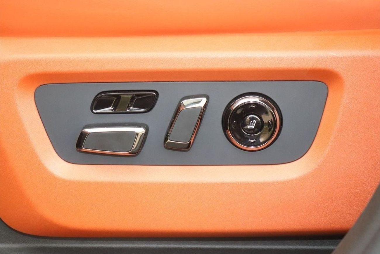 ROX 01 (7 seats) / 1.5L Hybrid (Plug-In) / 500 HP , Electric Seat, Panoramic Roof, Leather Seat, Model 2024