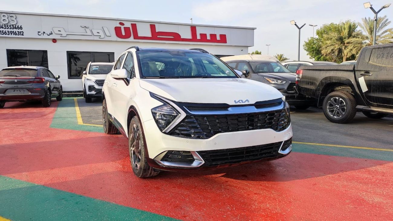 Kia Sportage HI ( i ) 4X2 FWD , 1.6L gasoline,, 4V ,,176 HP  White color 2023