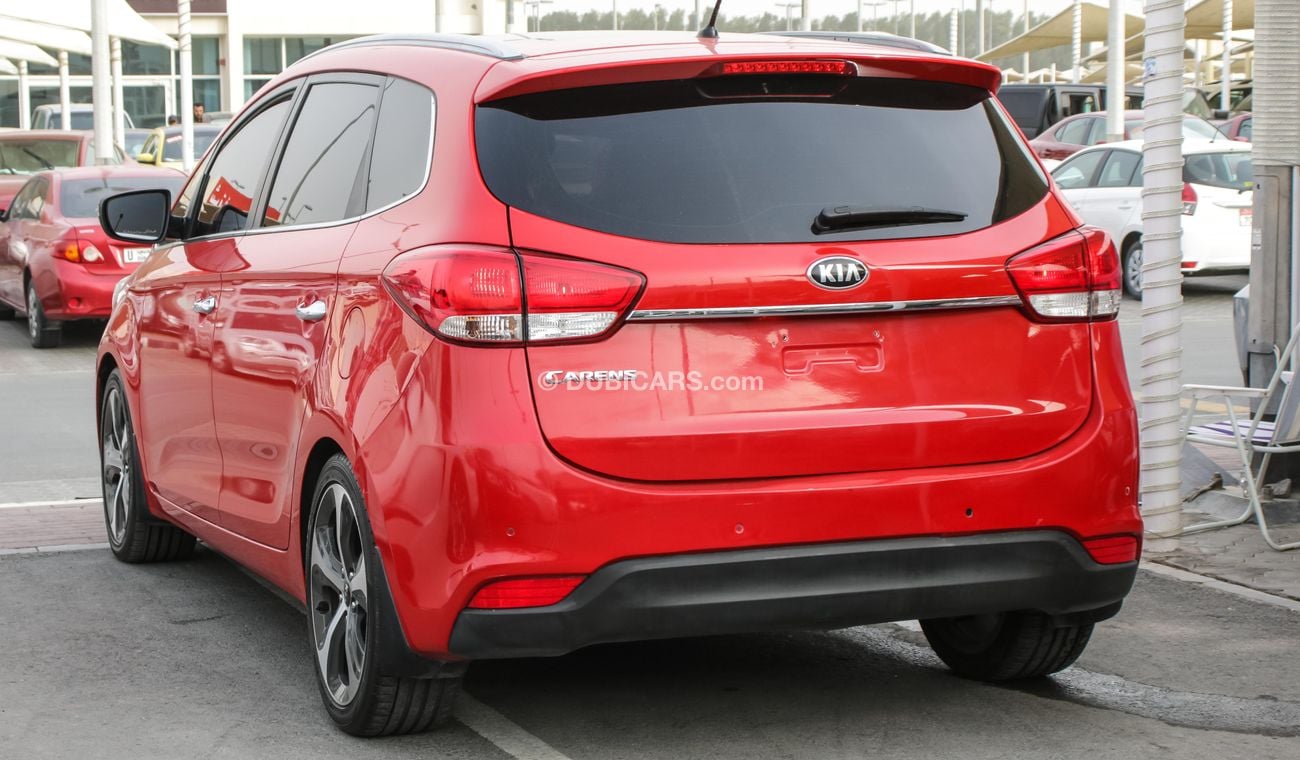 Kia Carens