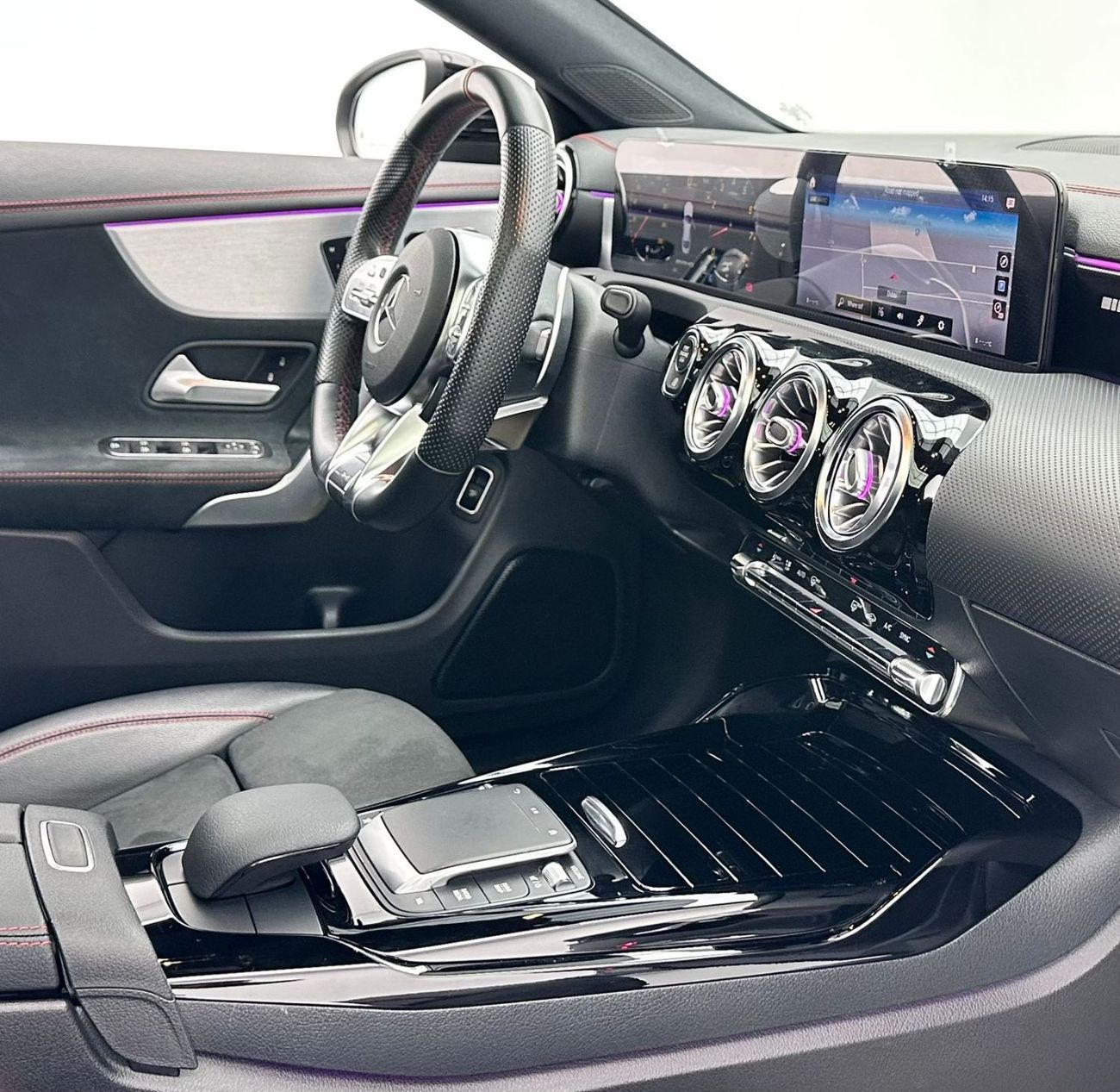 Mercedes-Benz CLA 35 AMG 2021 Mercedes-Benz CLA 35 AMG 4Matic, 1 Year Unlimited Km Warranty, Mercedes Full Service History, G