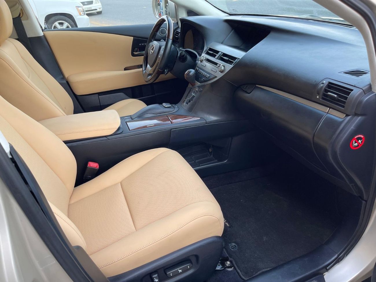 Lexus RX350 F-Sport 3.5L (275 HP) RX 350 / 4x4/GCC / F-SPORT KIT /IN EXCELLENT CONDITION