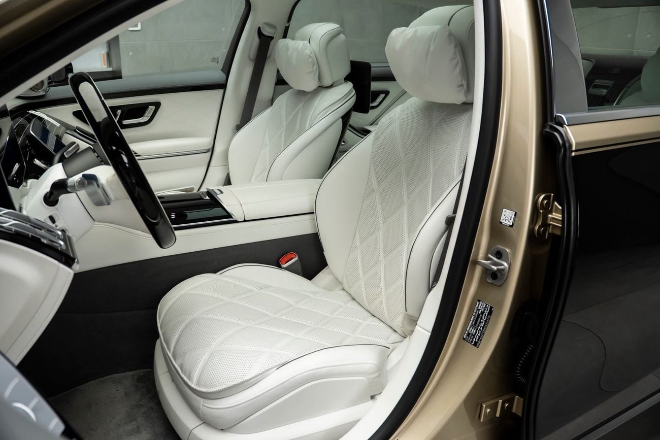 مرسيدس مايباخ S580 مايباخ • Contact Information: - Phone Number:  (English, Arabic, ) - Location: City Walk, Next to Mazaya Sh