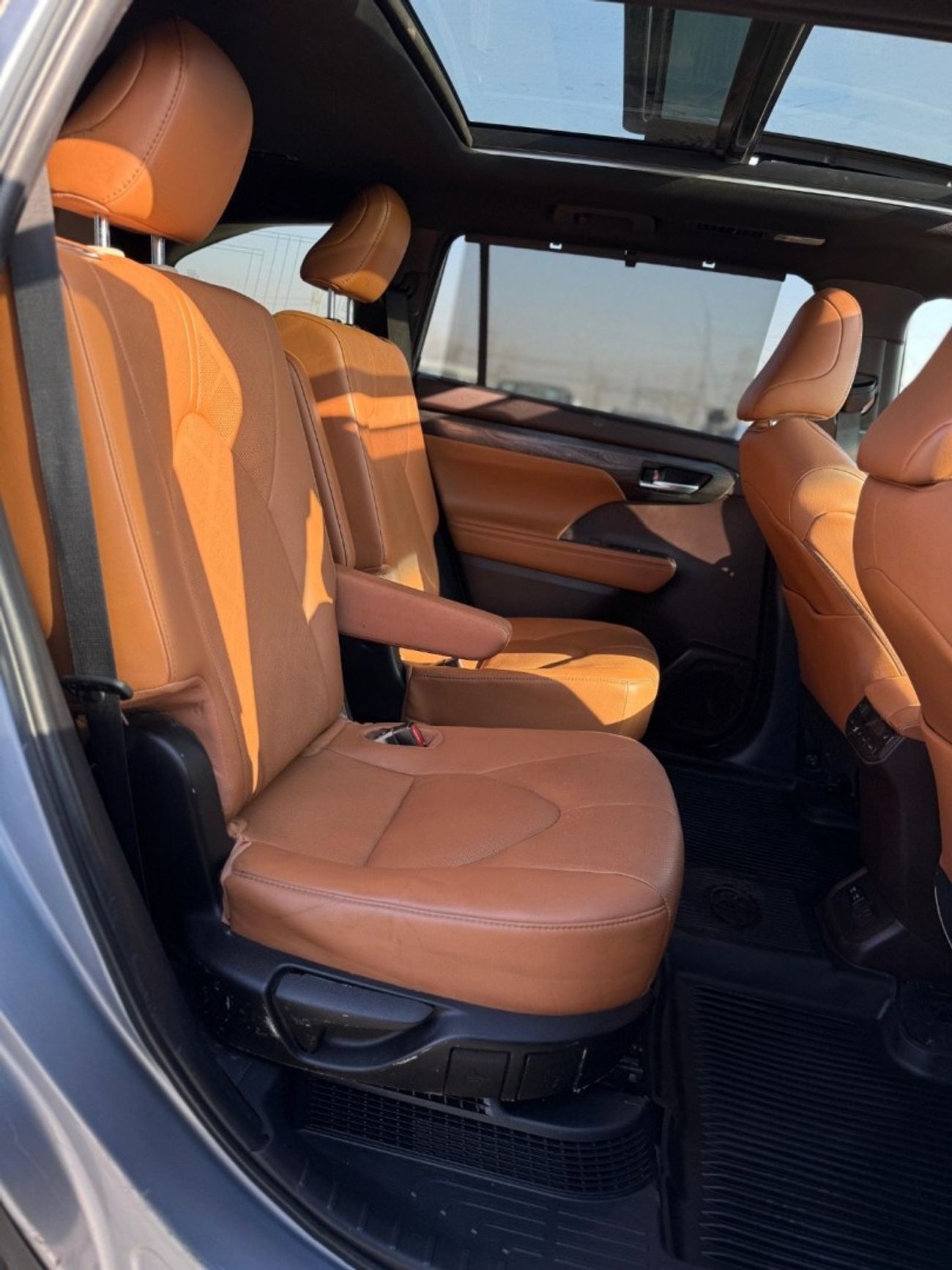 Toyota Highlander Limited 2.5L FWD Hybrid Limited 2.5L Panoramic,360 camera