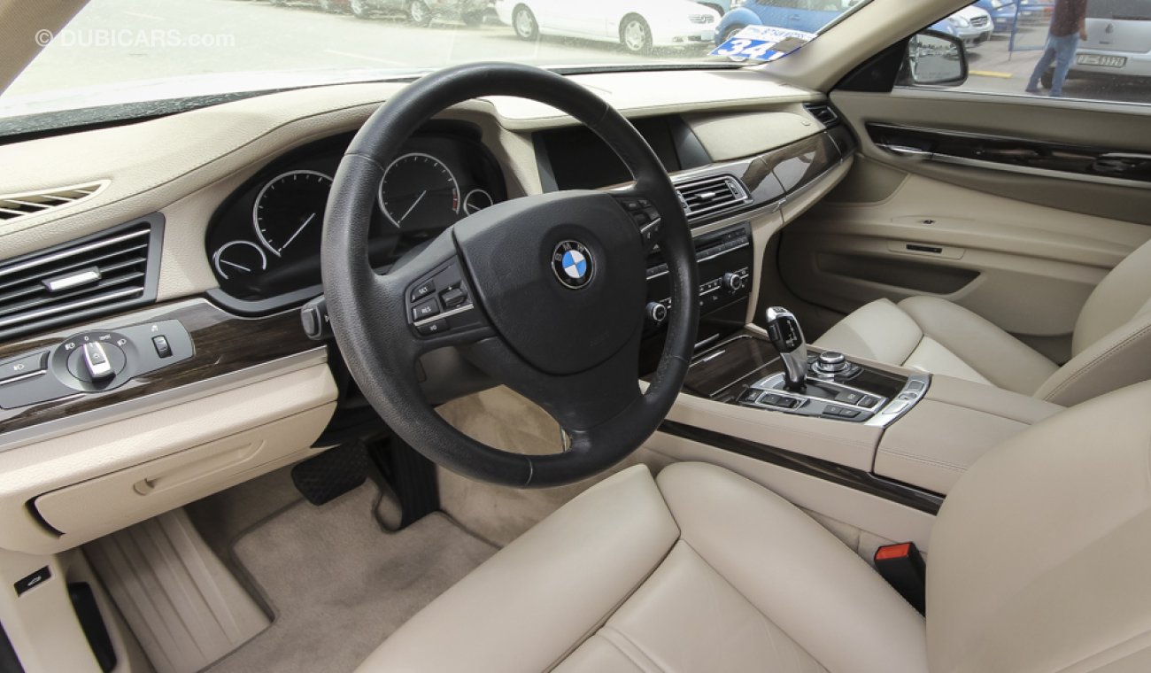 BMW 750Li i