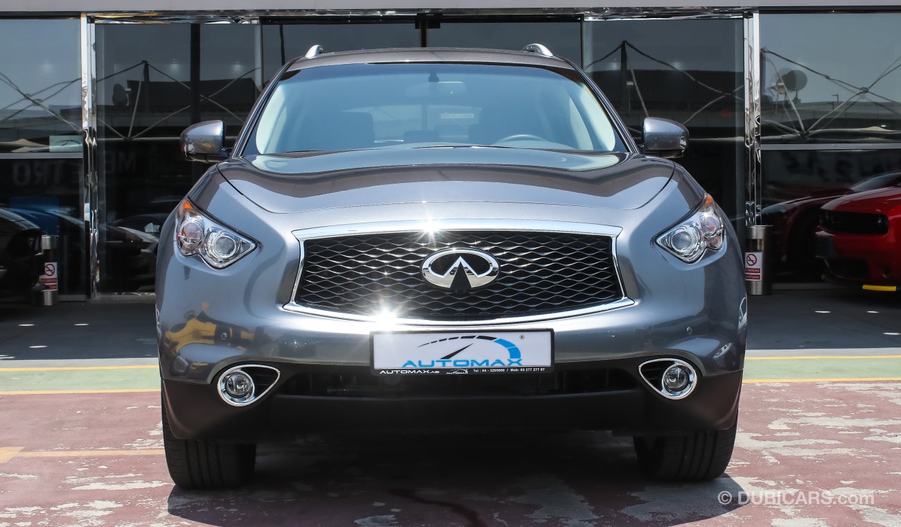 إنفينيتي QX70 AWD, 3.7L, V6, خليجي, الضمان: 5 سنوات أو 200,000 كم + الخدمة: سنتان أو 50,000 كم