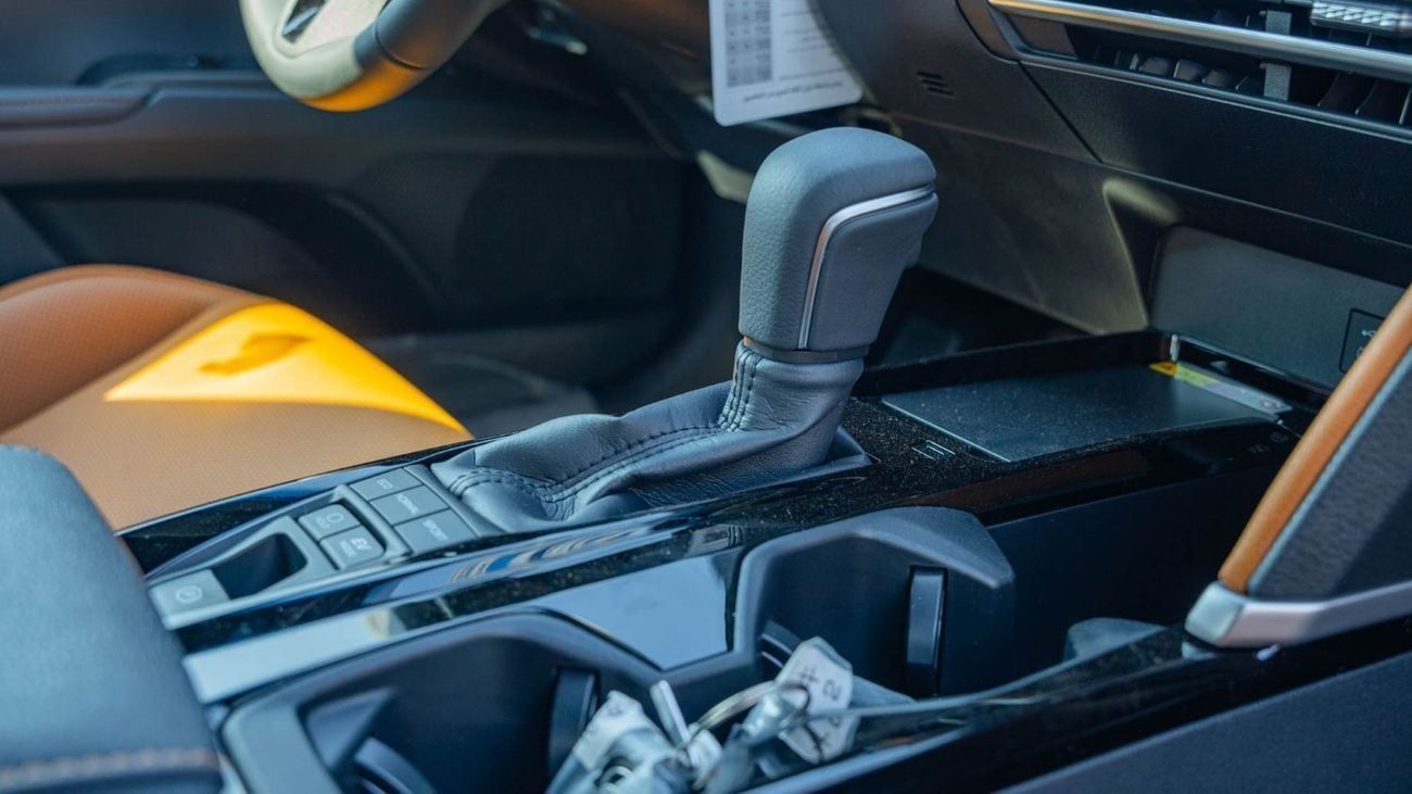 تويوتا كامري 2025 Toyota Camry Lumiere 2.5L HEV Full option - GCC