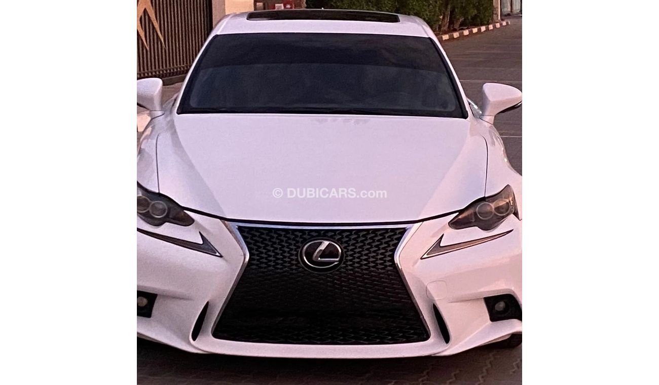 Lexus IS 200 Lexus IS200t F SPORT Model: 2016 Price: 30,000 dirhams Walk: 106,000 km American imported Full optio