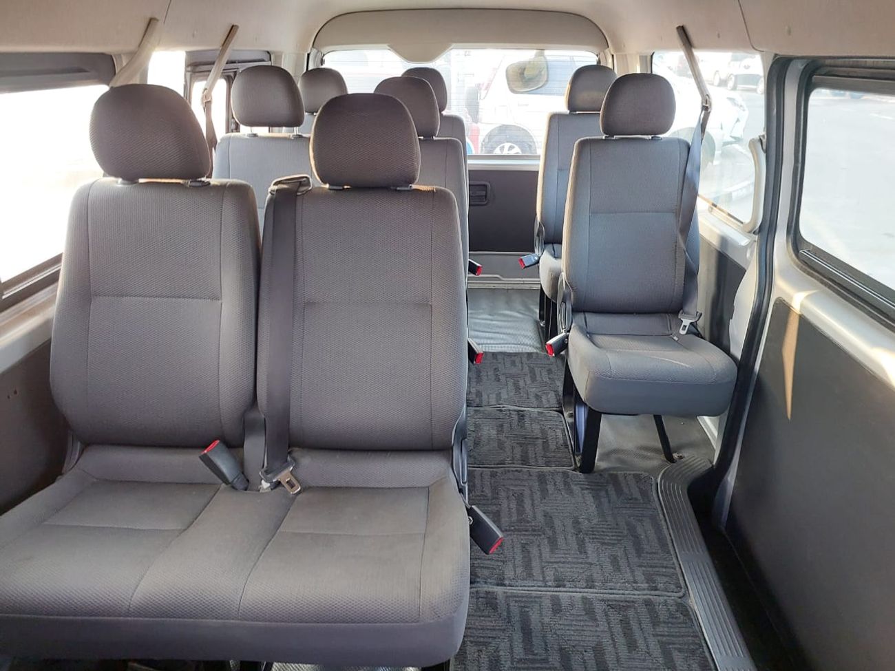 Toyota Hiace TOYOTA HIACE VAN RHD 2017 MODEL 2.7 L PETROL AUTOMATIC(PM28216)