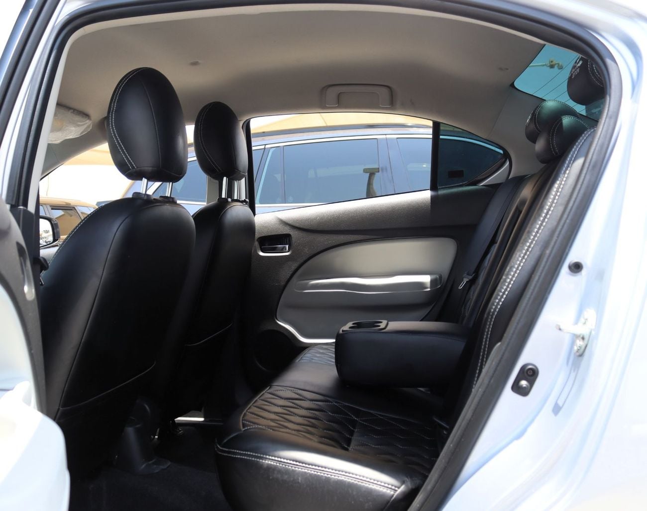 Mitsubishi Attrage GLX HIGHLINE PREMIUM