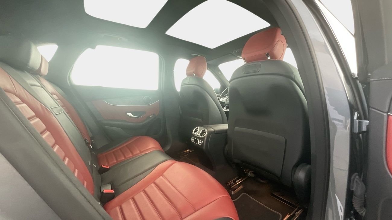 Mercedes-Benz GLC 300 Premium + 2.0L Premium + | Guaranteed Warranty | 0 Down Payment