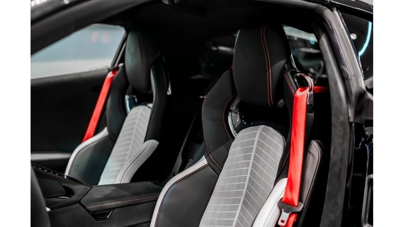 شيفروليه كورفت 2023 Chevrolet Corvette 2LT, 2026 Chevrolet Warranty, Full Service History, Low KMs, GCC