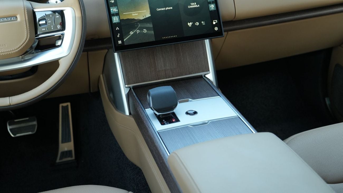 Land Rover Range Rover Autobiography P530 4.4L BLACK-TAN 2025 MY Export Price