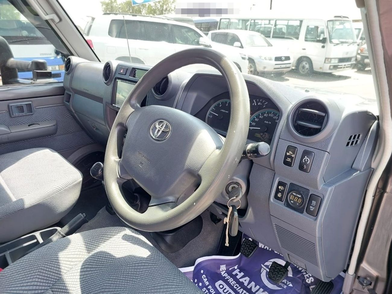 Toyota Land Cruiser TOYOTA LAND CRUISER PICK UP RHD 2014 MODEL 4.5 L DIESEL MANUAL(PM015323)