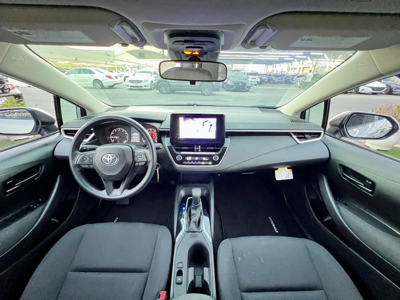 Toyota Corolla SE 2.0L warranty one year bank financie available