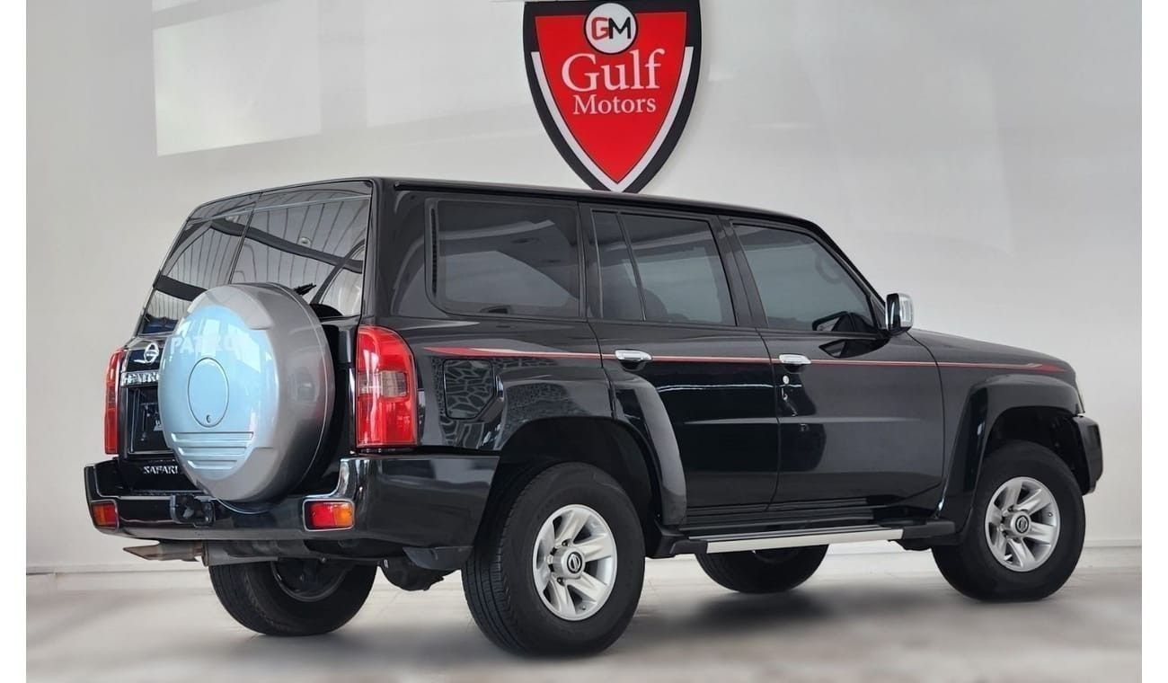 نيسان باترول سفاري 4.8L-6CYL - SUNROOF