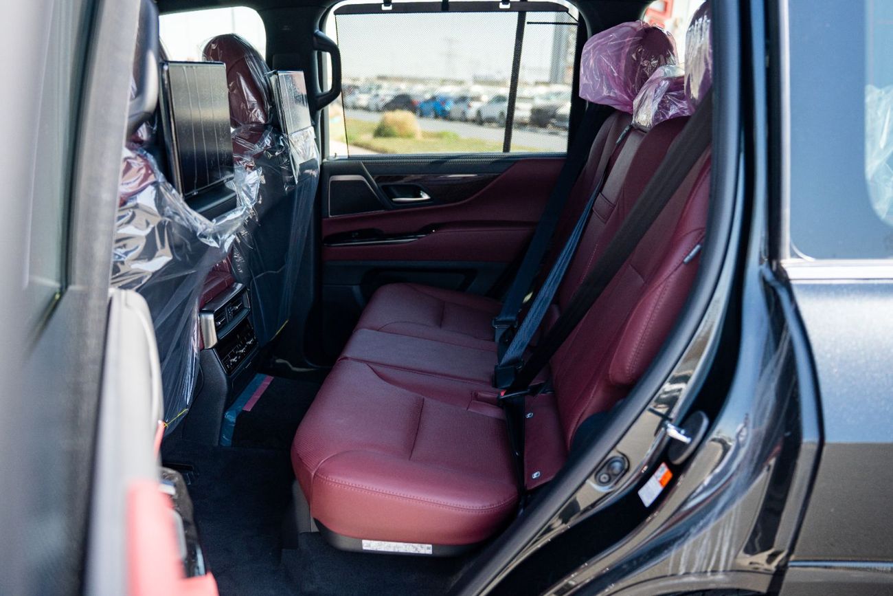 Lexus LX 700h Lexus LX 700 2025 3.5L hybrid  Transmission Automatic  Signature 7 seats  Full option  22 rims  Hudp