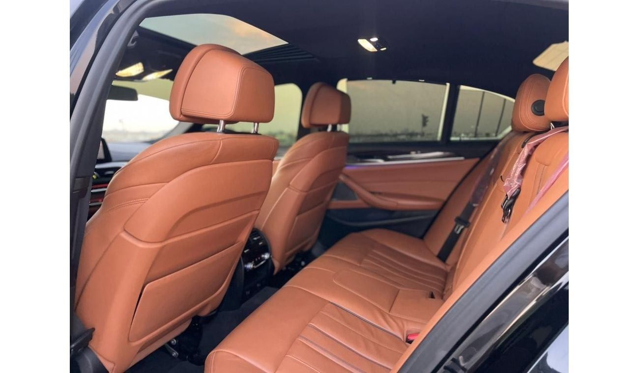 BMW 540i Luxury 3.0L