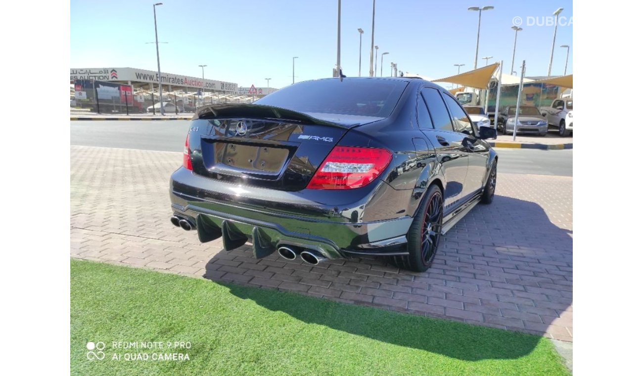 مرسيدس بنز C 63 AMG .