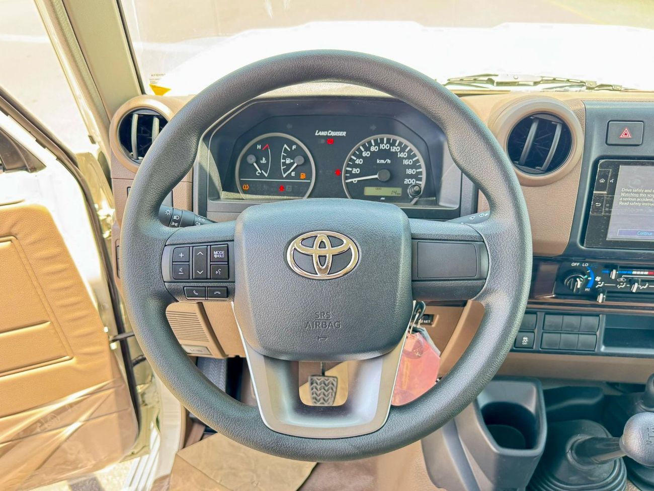تويوتا لاند كروزر بيك آب Toyota LC79 2025 4WD Double Cab 2.8L Diesel Manual