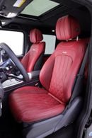 Mercedes Benz G63 AMG G63 MANUFAKTUR EDITION + DOUBLE NIGHT PACKAGE + CARBON INTERIOR+ 5 YEARS GARGASH WARRANTY + SERVICE
