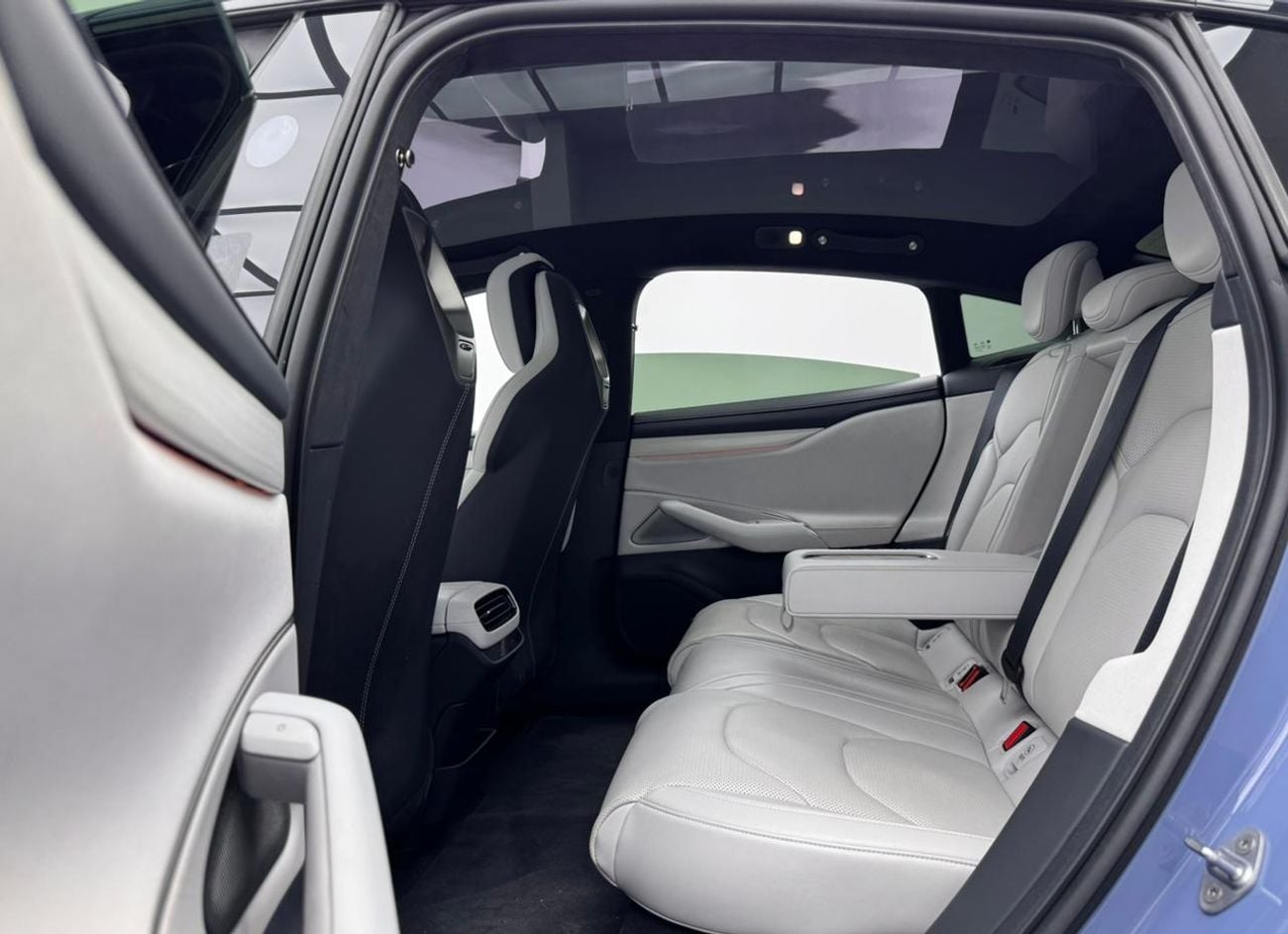 Xiaomi SU7 Max AWD 2024 Xiaomi SU7 Max, Head-Up Display, Fully Loaded, Excellent Condition, Chinese