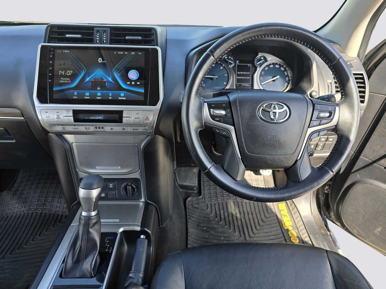 تويوتا برادو 4x4 Diesel Right Hand Drive ( Export Only)