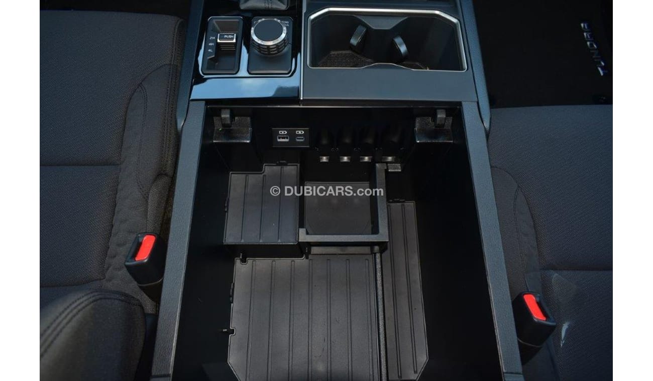 Toyota Tundra Crewmax SR5 3.5L 4WD