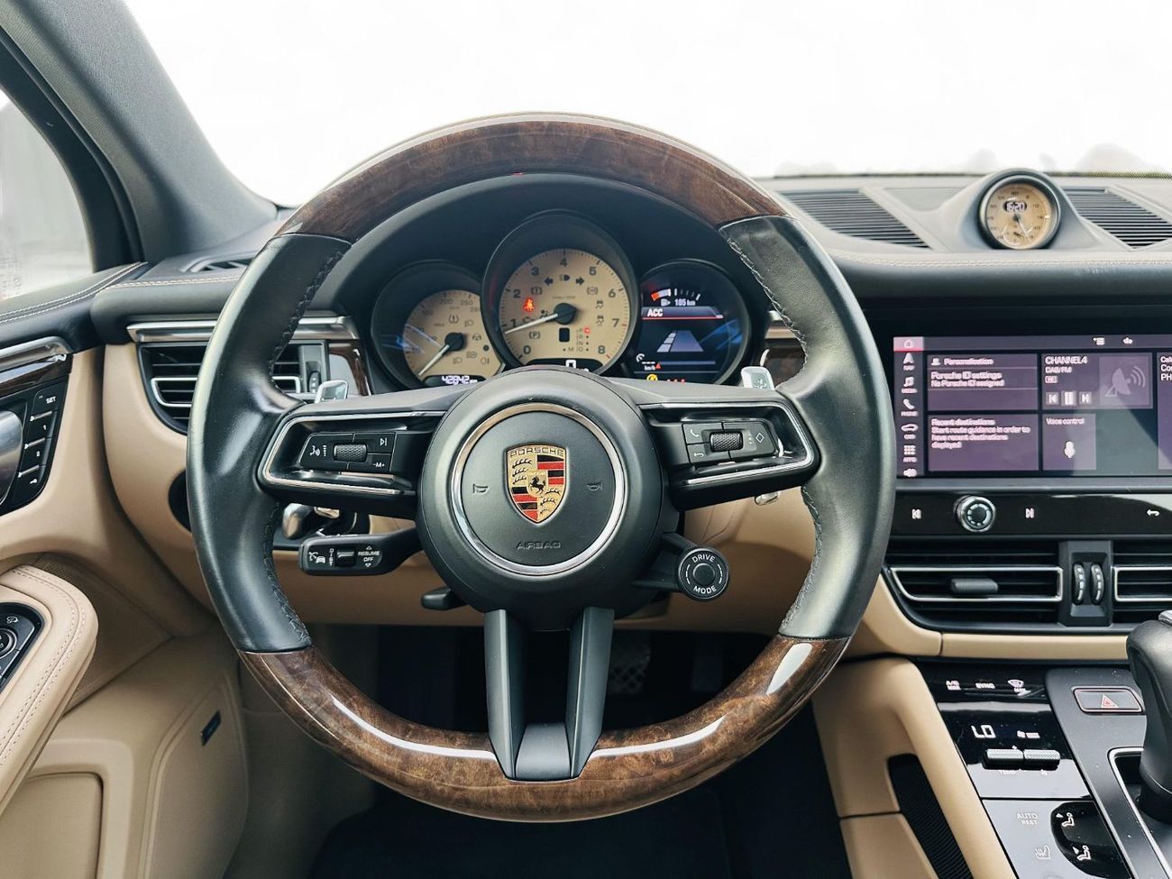 بورش ماكان S 3.0L (340 HP)  V6 A/T | 2024 | GCC SPECS | AGENCY WARRANTY | SERVICE HISTORY | AED 4,560 P/M