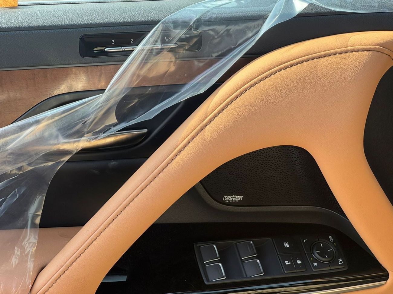 Lexus LX 700h LEXUS LX700HEV 7 SEATER AUTO PARK 2026YM GCC