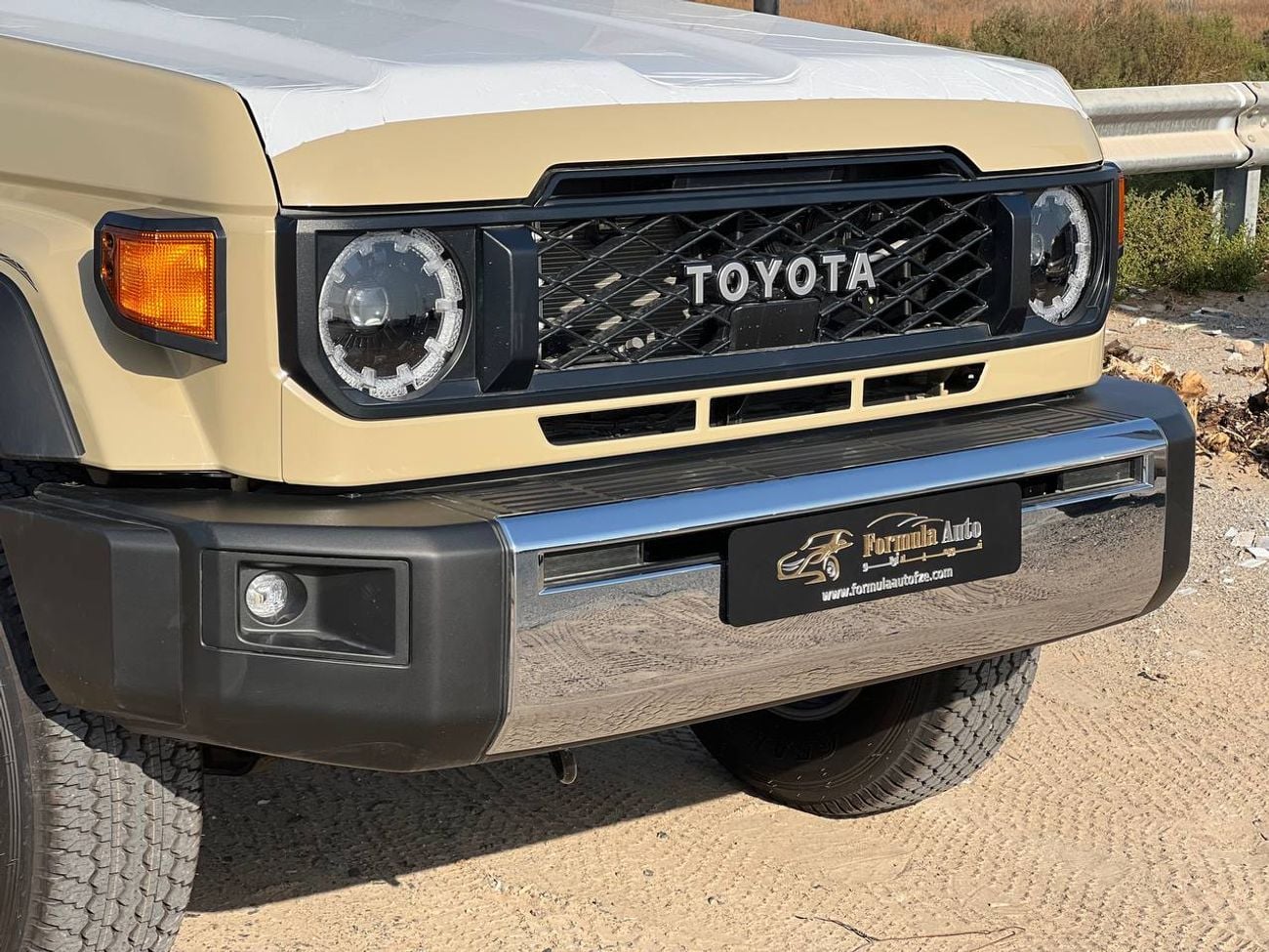 Toyota Land Cruiser Pick Up S/C LC79 2.8L DSL M/T // 2025 // HIGH OPTION WITH RADAR , DIFF LOCK , DVD&BACK CAMERA // SPECIAL OFF