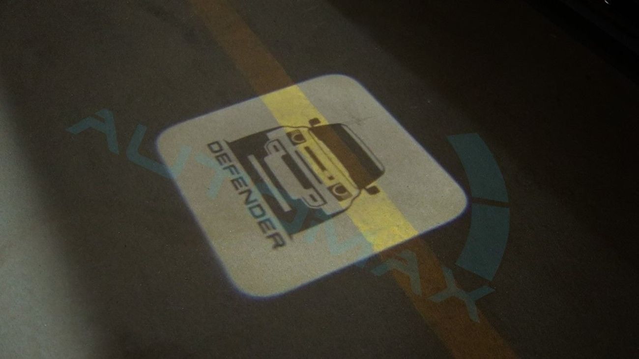 لاند روفر ديفندر (For Export , НА ЭКСПОРТ) 110 X-Dynamic SE P400e Plug-in Hybrid 2025 Без пробега