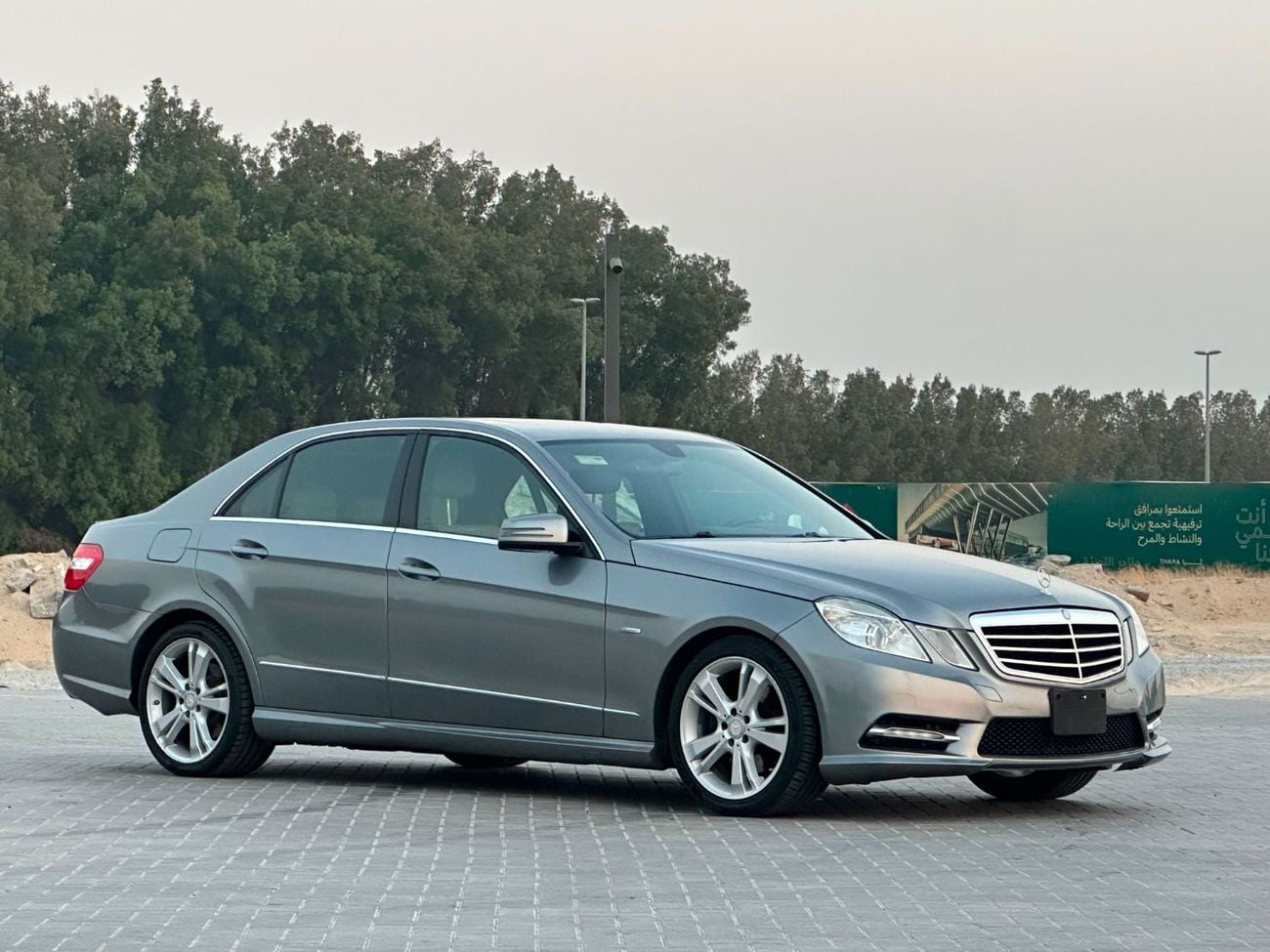 مرسيدس بنز E 350 4MATIC (NON GCC)