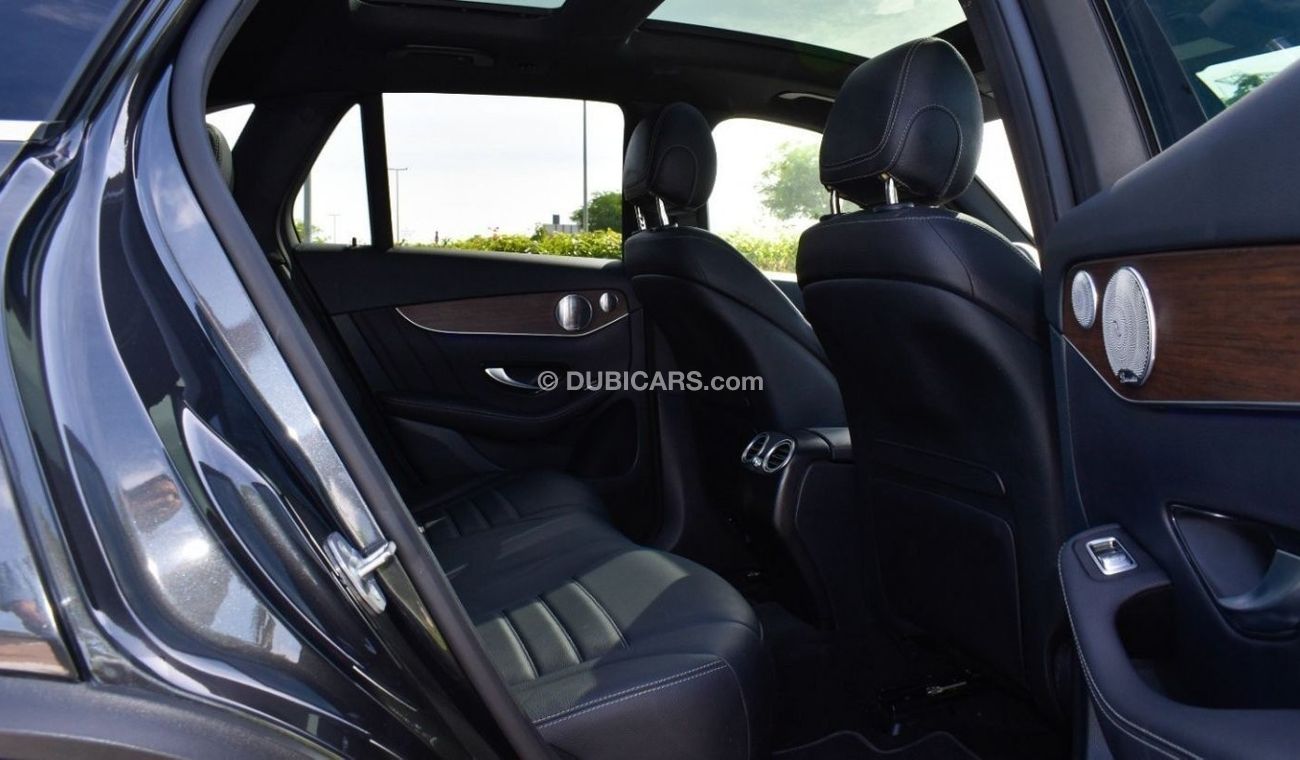 Mercedes-Benz GLC 300 4MATIC MERCEDES GLC300 AMG / 2021 / USA / Under Warranty