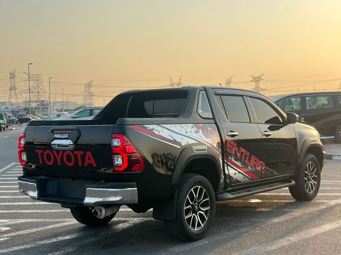 Toyota Hilux 2018 Toyota Hilux GL Black Edition Advanture Modified - 2.7L V4 - AWD 4x4- 360* CAM - Push Start - P