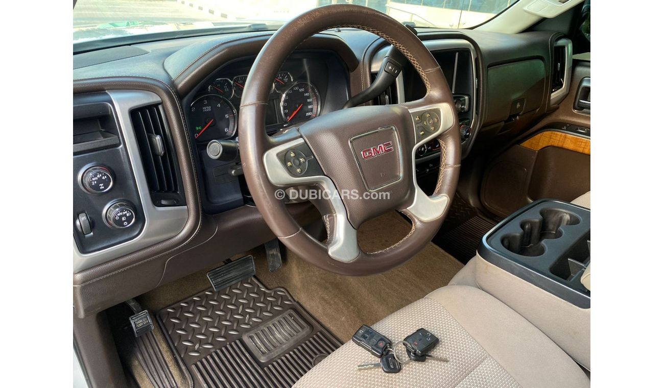 جي أم سي سييرا 1500 SLT